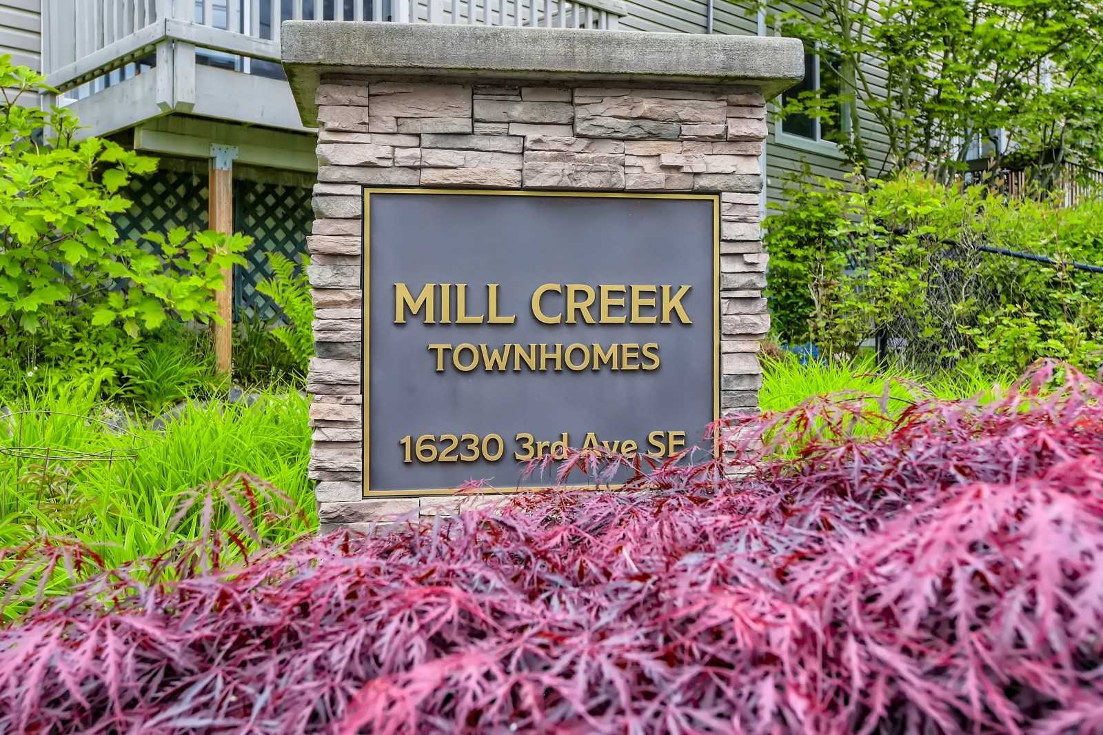 Dom w Mill Creek, Washington 10854162
