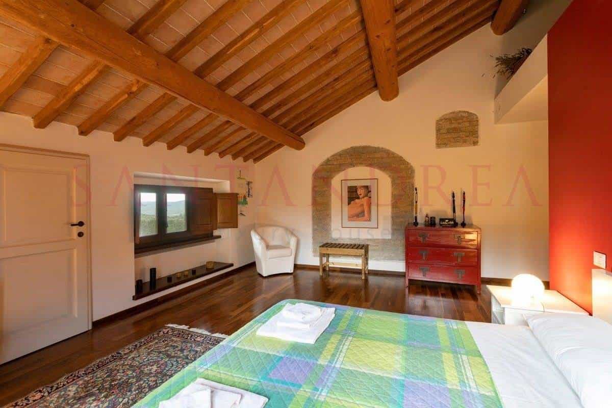 rumah dalam Pieve Santo Stefano, Tuscany 10854166
