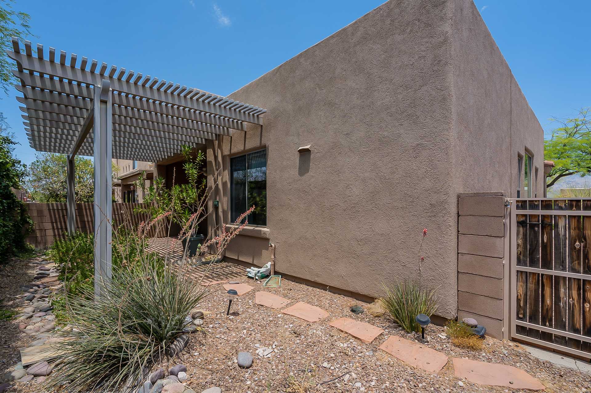 House in Tucson, Arizona 10854172