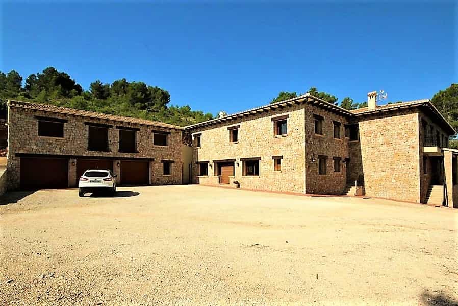σπίτι σε Llíber, Comunidad Valenciana 10854184