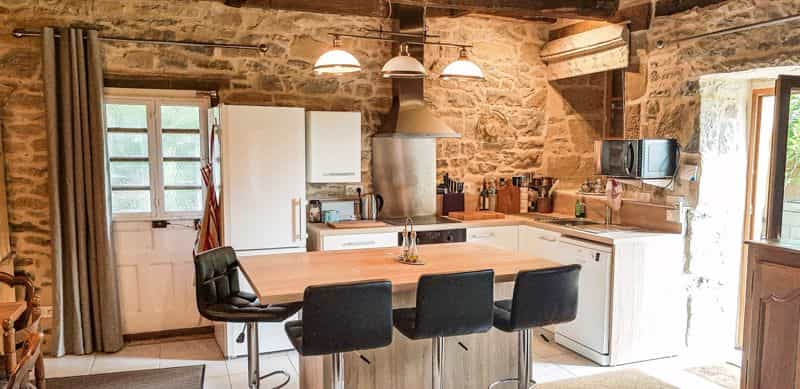 Будинок в Anglars, Occitanie 10854232