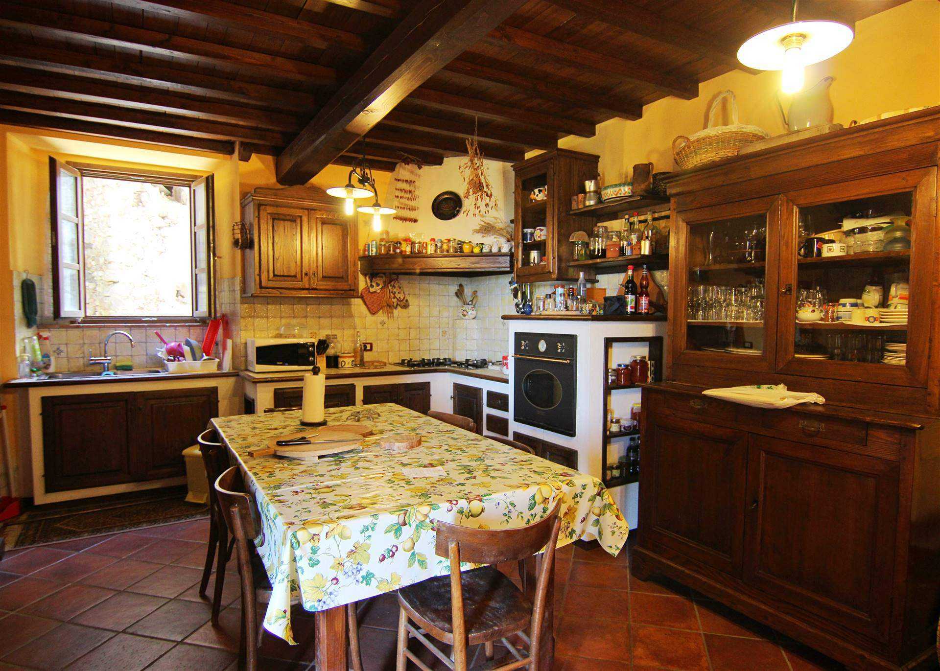 Dom w Sassi, Toscana 10854283