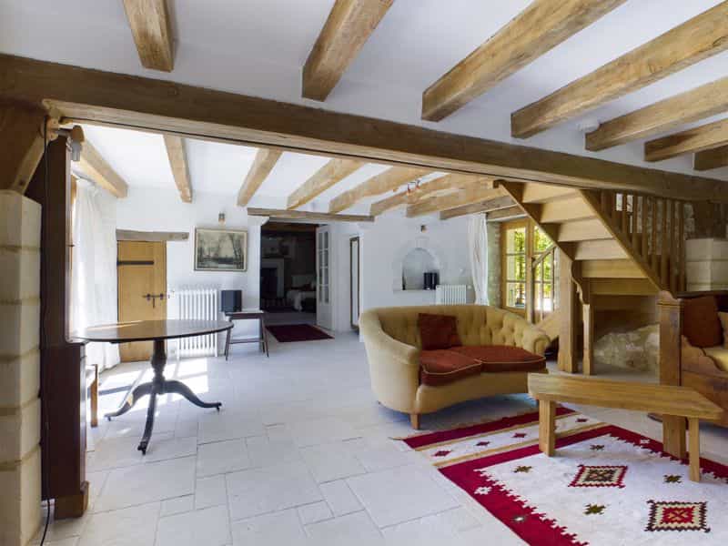 집 에 Grand-Brassac, Nouvelle-Aquitaine 10854307