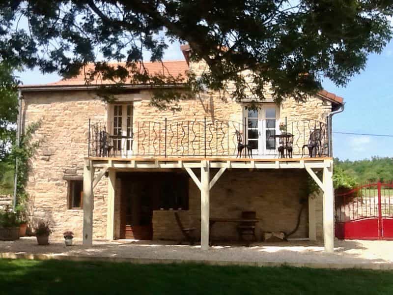 Будинок в Parisot, Occitanie 10854334