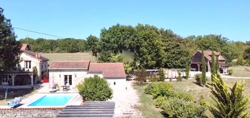 房子 在 Parisot, Occitanie 10854334