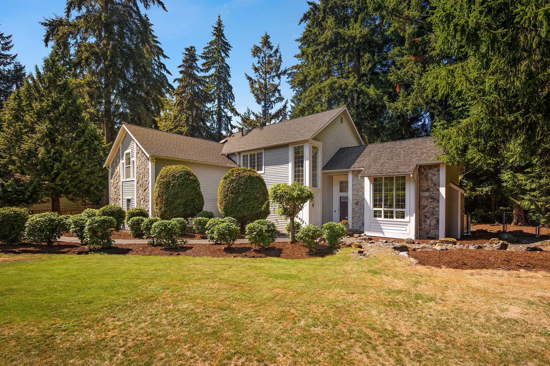 House in Cottage Lake, Washington 10854465