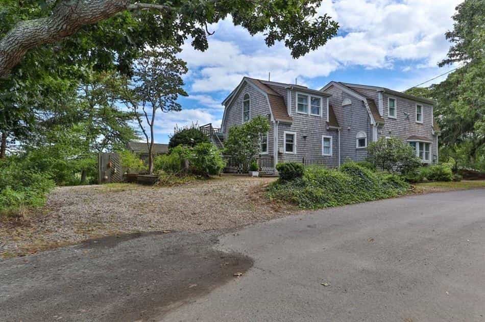 House in West Harwich, Massachusetts 10854635