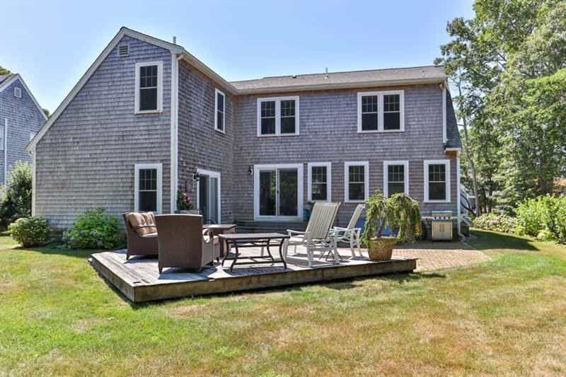 House in Falmouth, Massachusetts 10854658