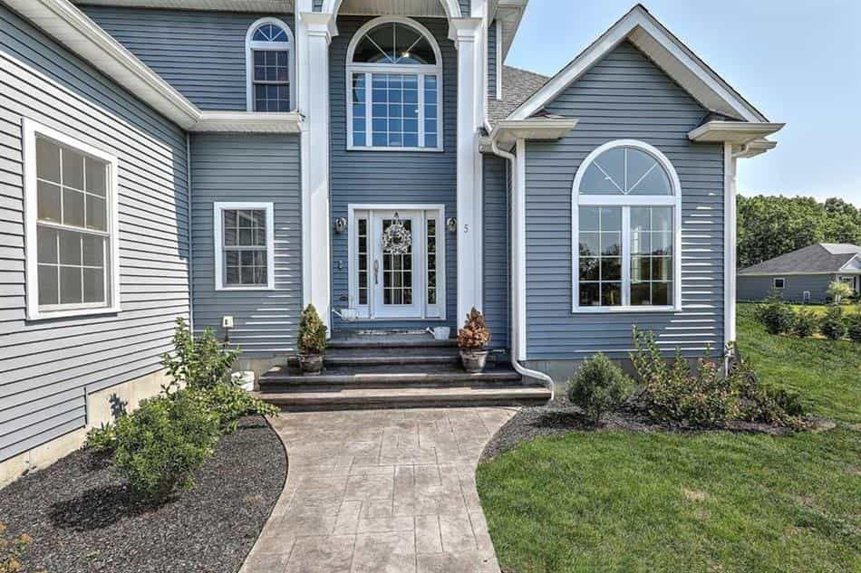 House in West Dighton, Massachusetts 10854673