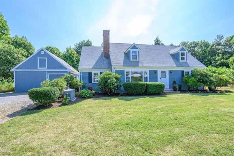 House in Scorton Shores, Massachusetts 10854697