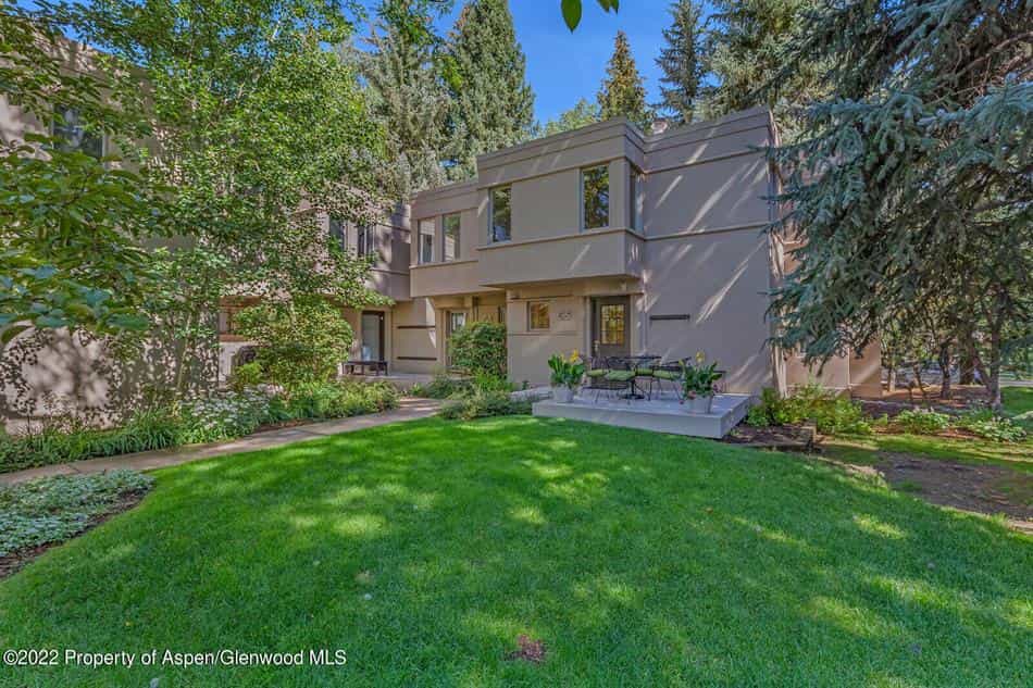House in Aspen, Colorado 10855109