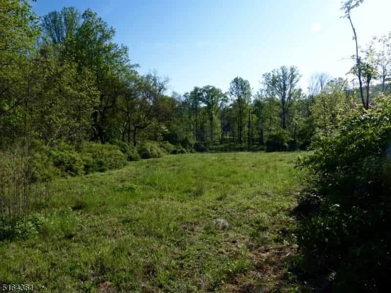 Land in Penns Neck, New Jersey 10855299