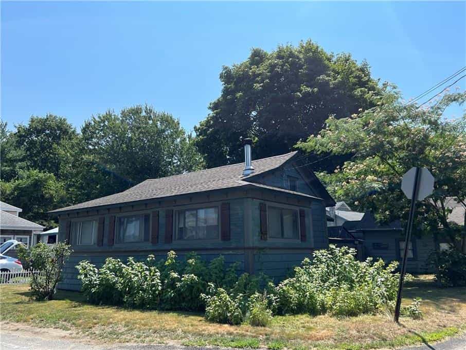 жилой дом в Touisset Highlands, Rhode Island 10855423