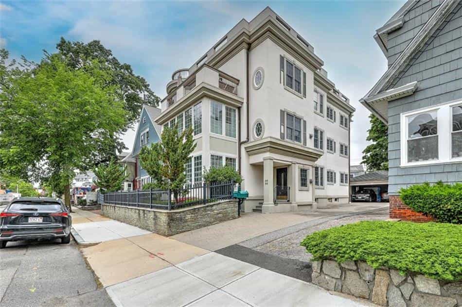 Condominium in Providence, Rhode Island 10855517
