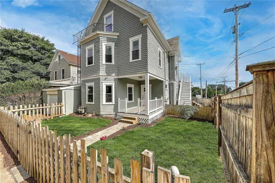 Condominium in Newport East, Rhode Island 10855534