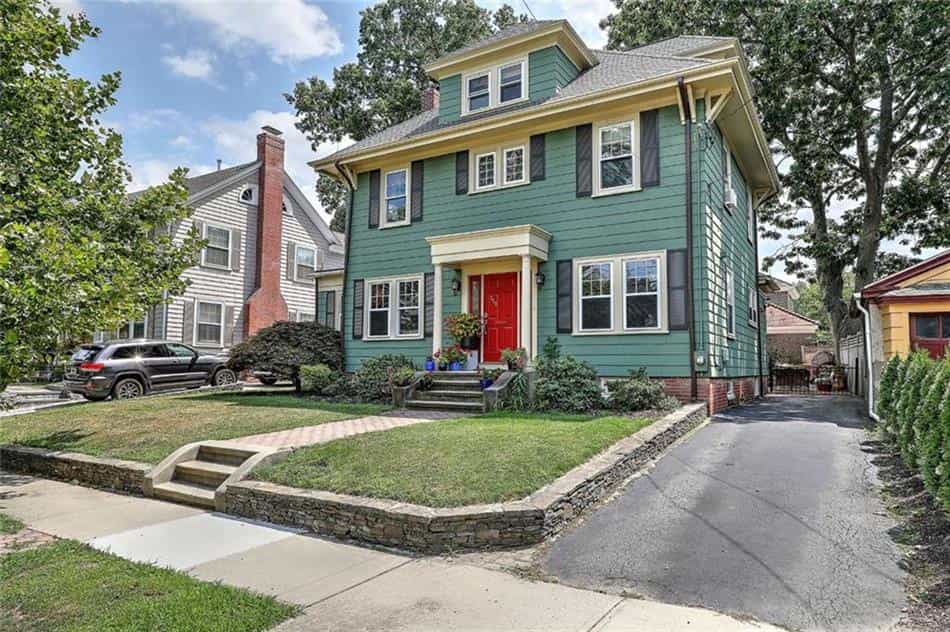 House in Providence, Rhode Island 10855561