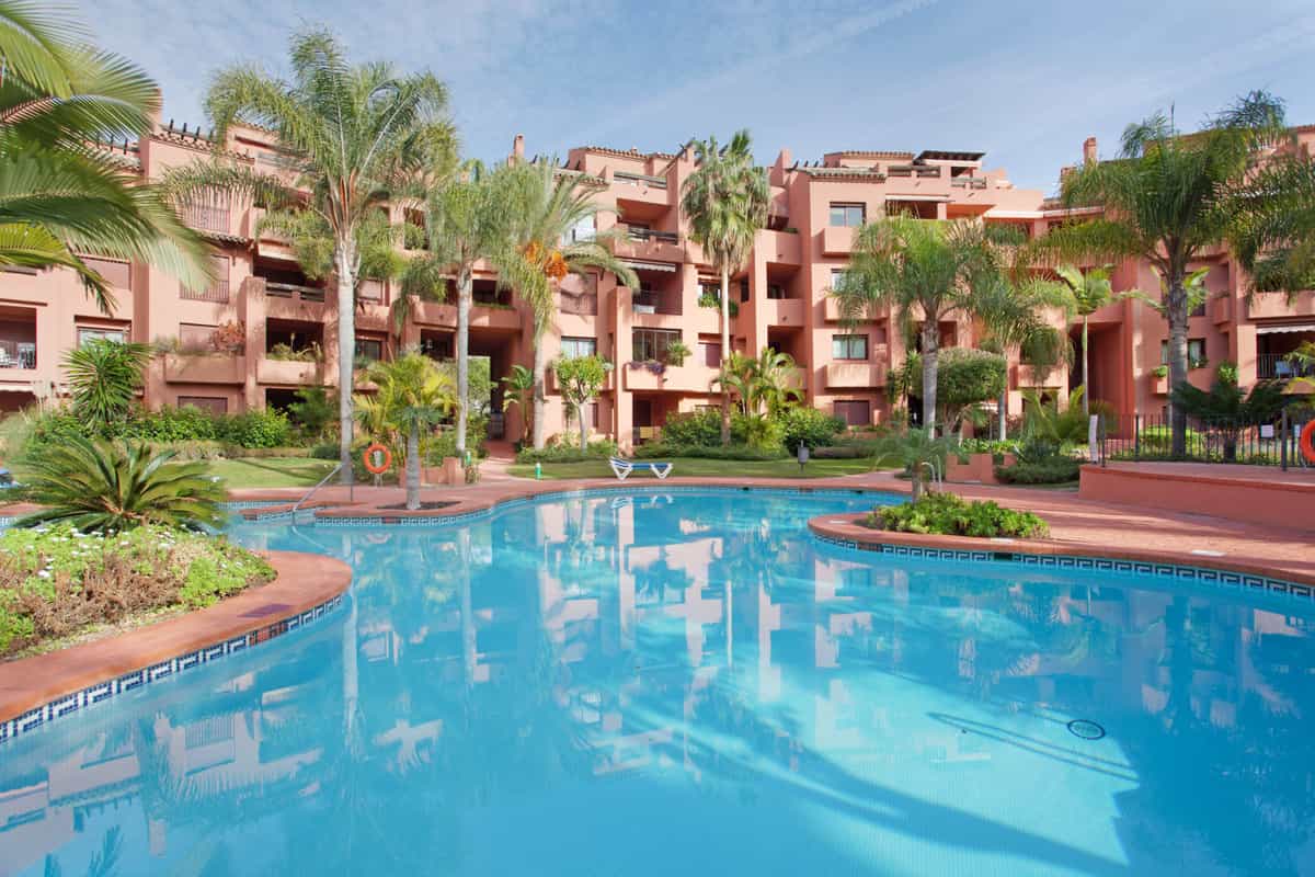 Condominium in , Canary Islands 10856308