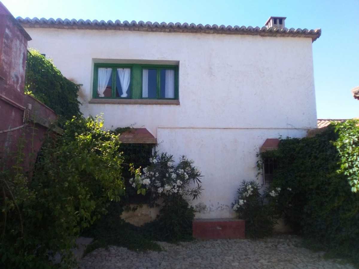 σπίτι σε Alcaucín, Andalucía 10856777