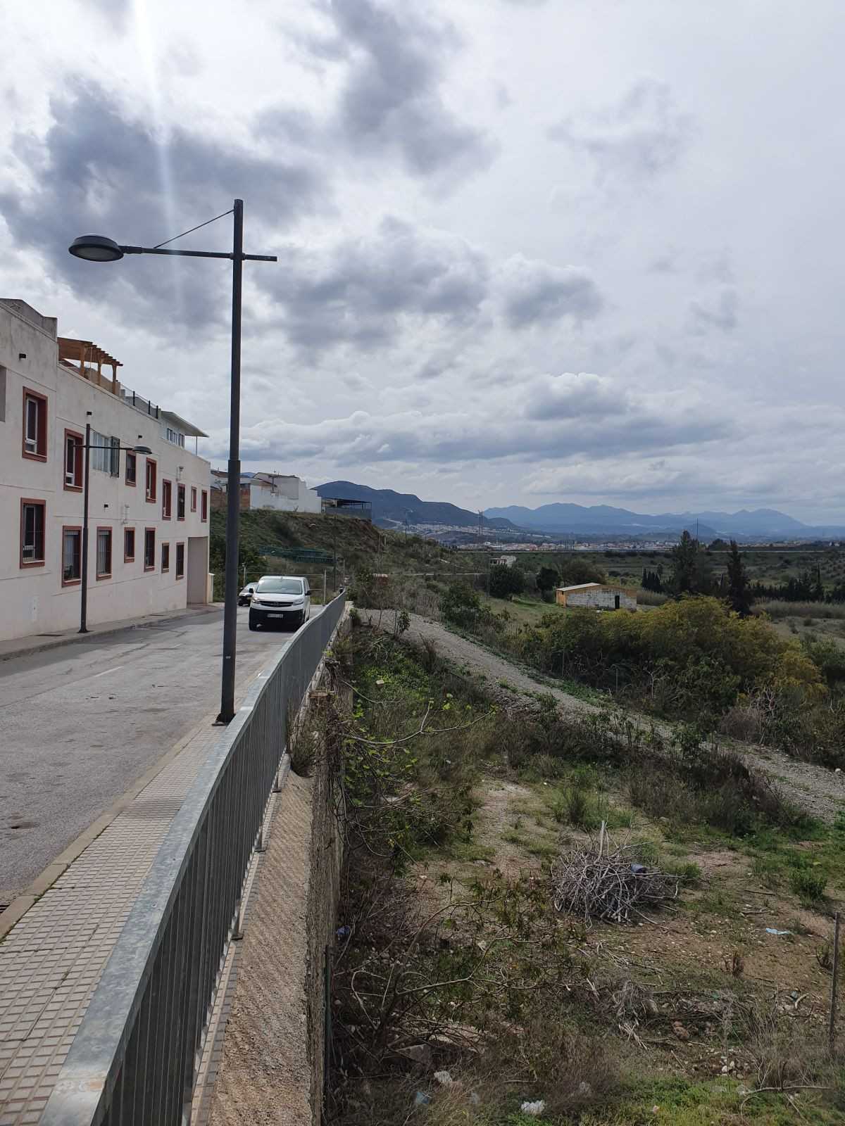 الأرض في Estación de Cártama, Andalucía 10857040