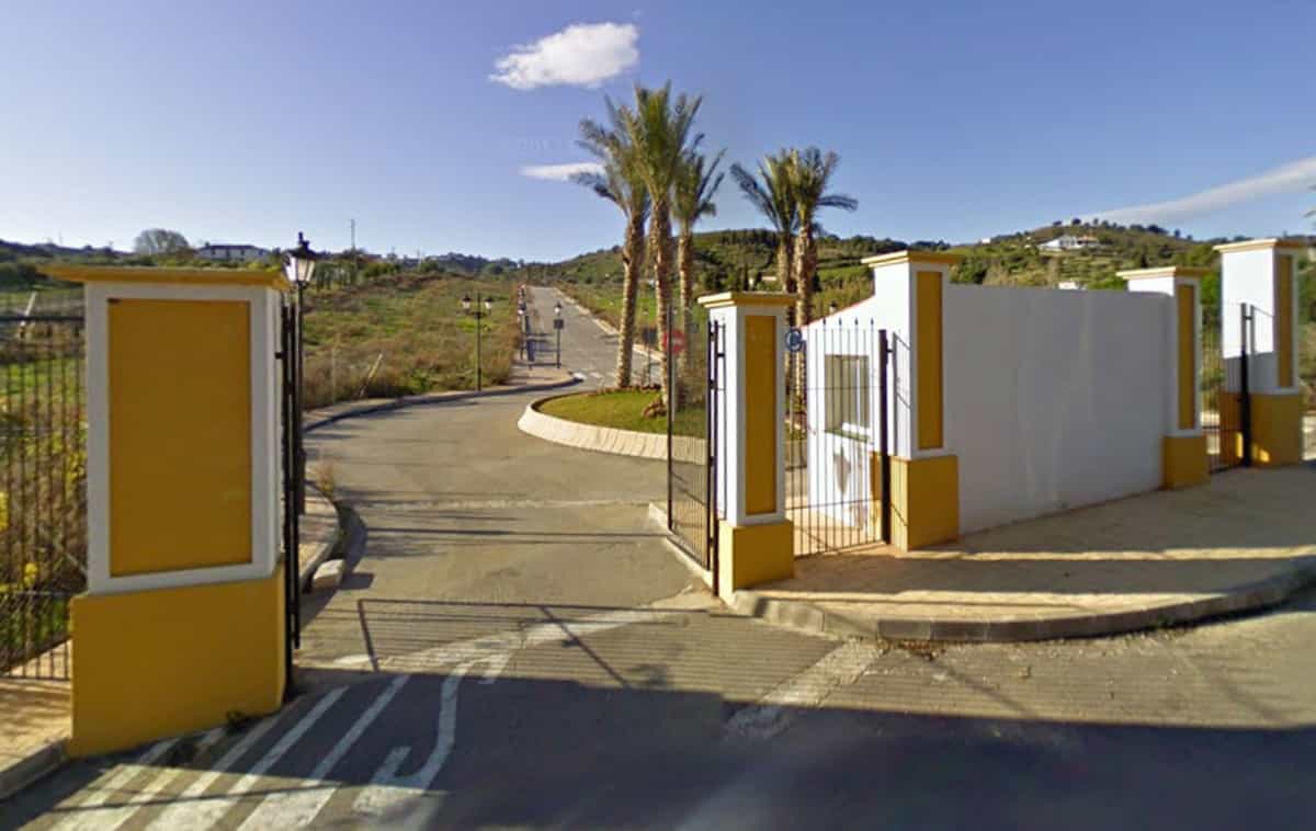 Ejerlejlighed i Coín, Andalucía 10857062