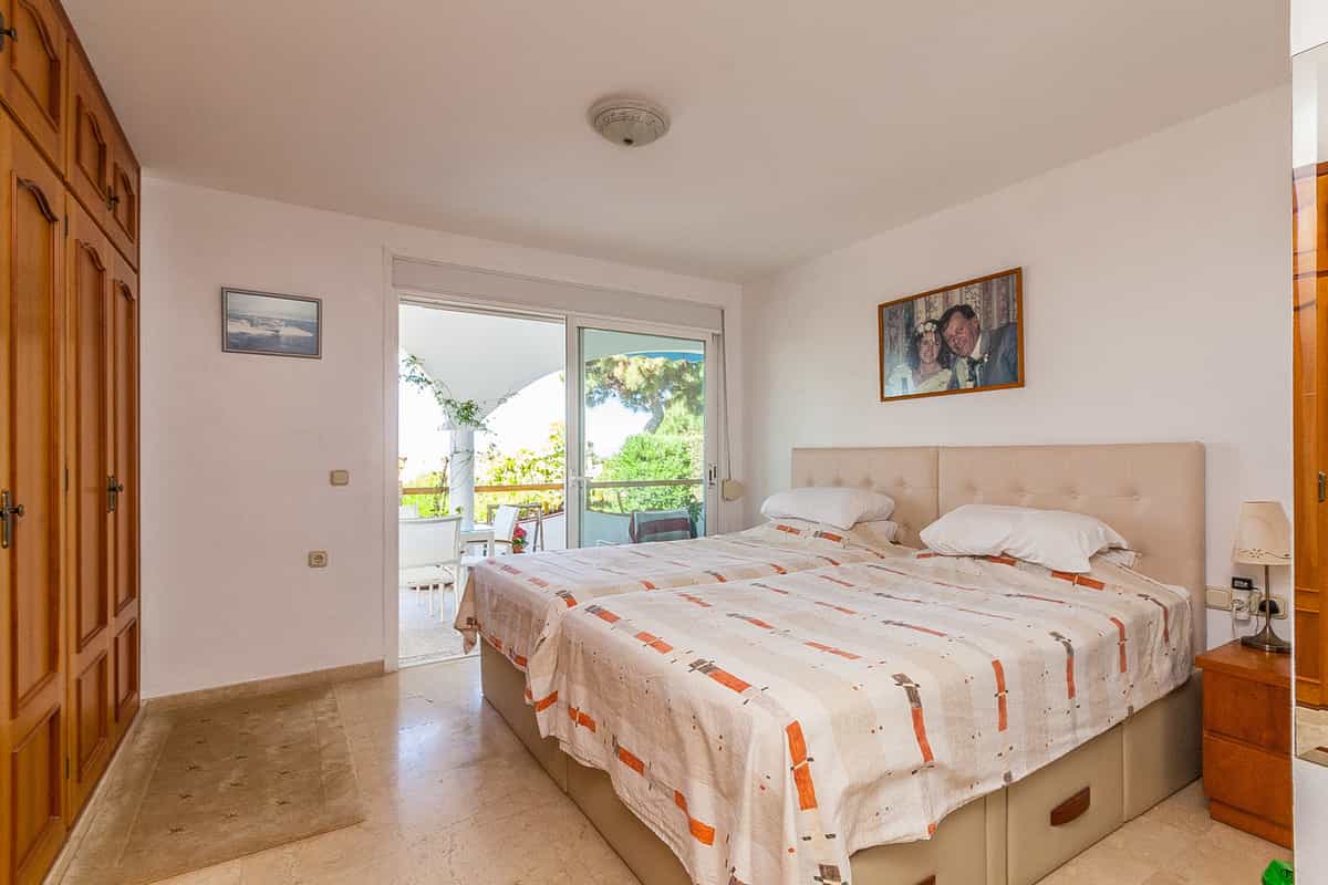 House in Marbella, Andalucía 10857249