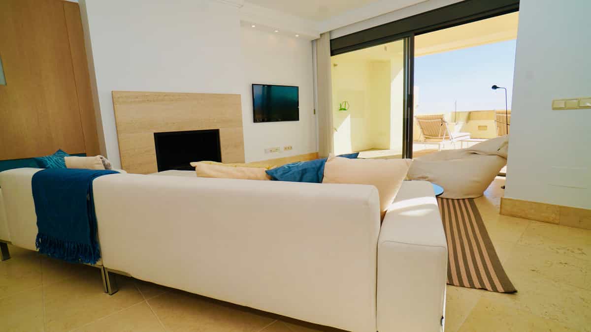 公寓 在 Marbella, Andalucía 10857365