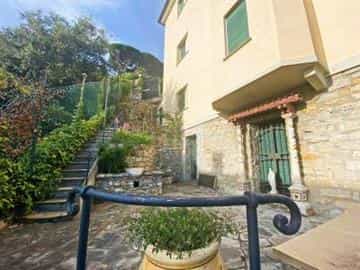 rumah dalam Zoagli, Liguria 10857369
