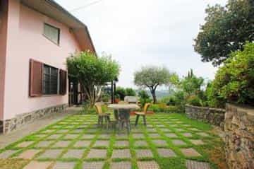σπίτι σε Vezzano Ligure, Liguria 10857374