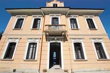 House in Stresa, Piedmont 10857379
