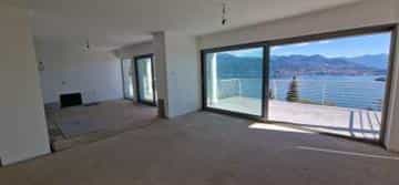 Condomínio no Stresa, Piedmont 10857383