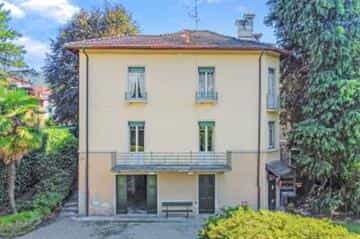 rumah dalam Stresa, Piedmont 10857387
