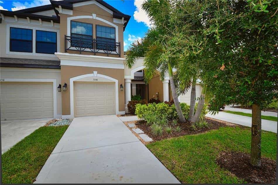 House in Elwood Park, Florida 10857461