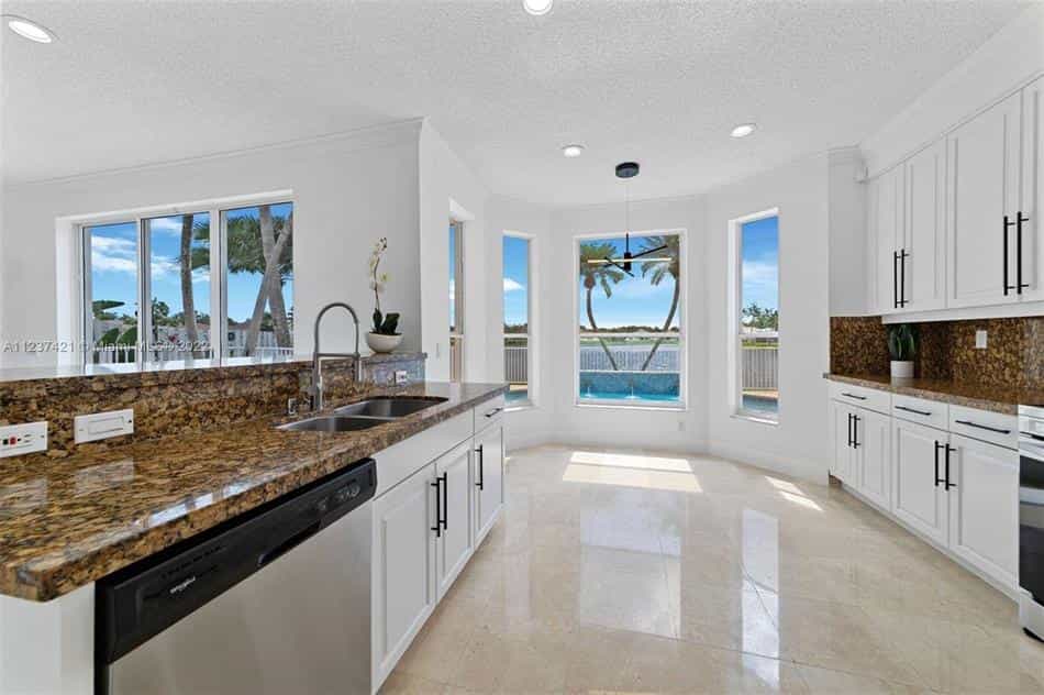 Eigentumswohnung im Dania Beach, Florida 10857581