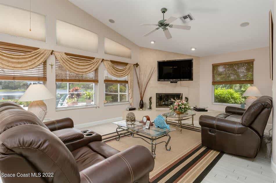 House in West Melbourne, Florida 10857651