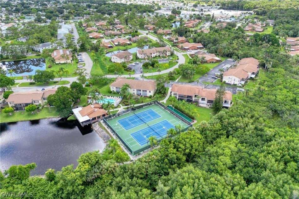 Condominium in North Fort Myers, Florida 10857744