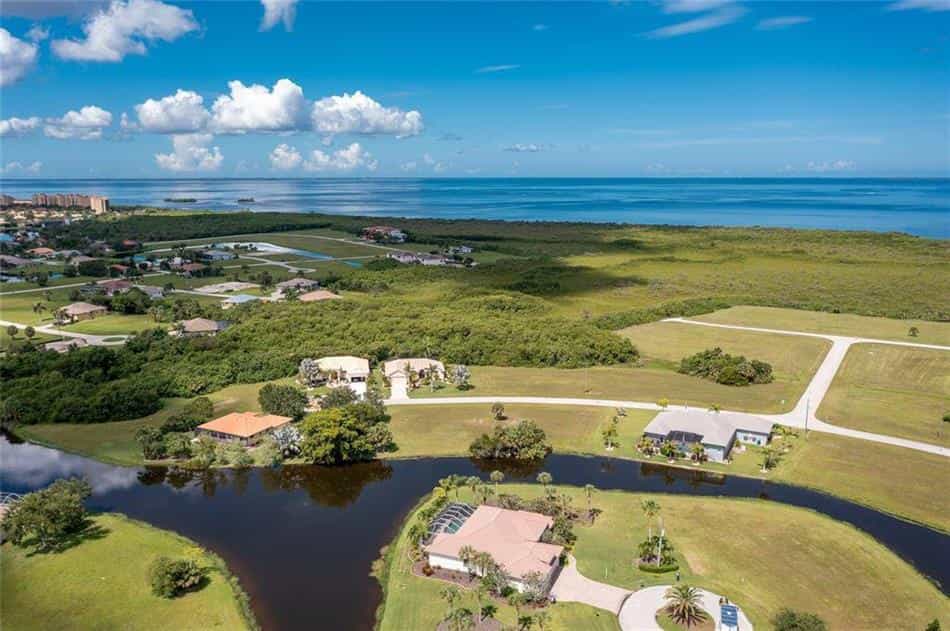 Land in Punta Gorda, Florida 10857844
