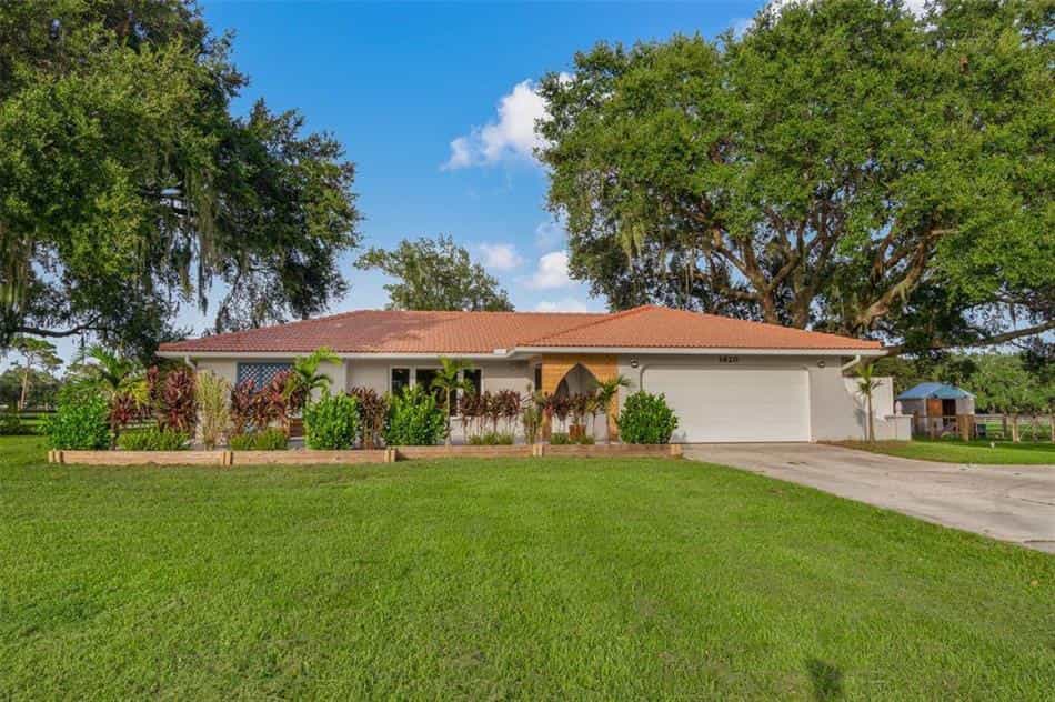 بيت في Sarasota, Florida 10857884