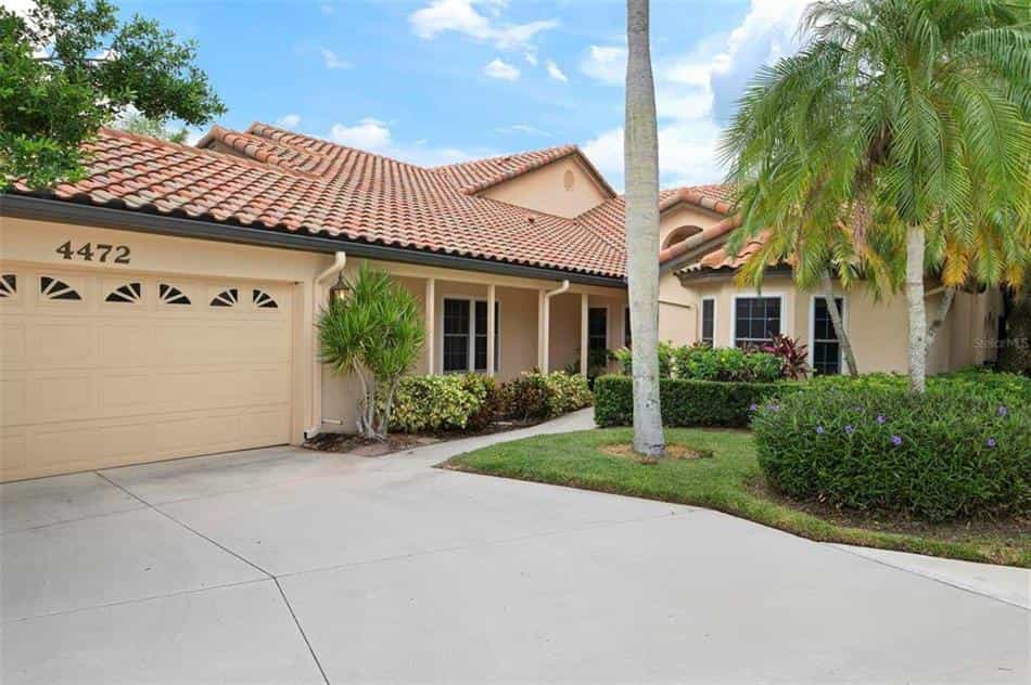 House in Sarasota, Florida 10857895
