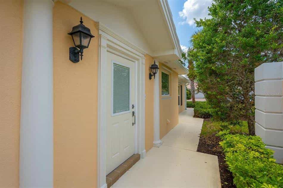 House in Sarasota, Florida 10857908