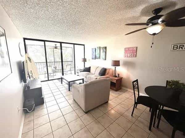 Condominium in Tampa, Florida 10858050