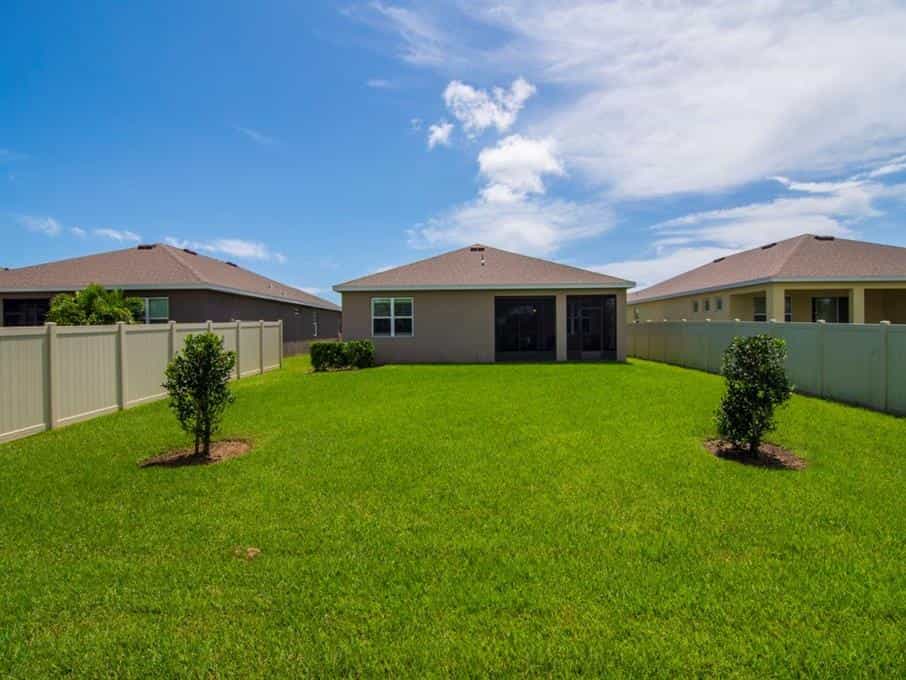 House in Vero Beach, Florida 10858189