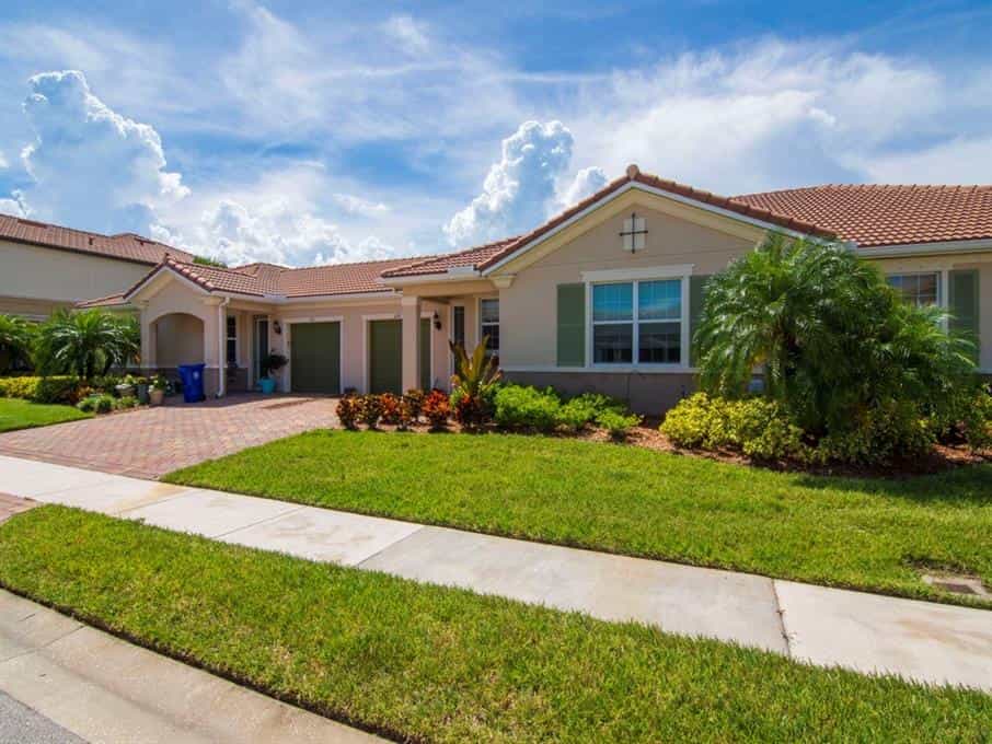 House in Vero Beach, Florida 10858200