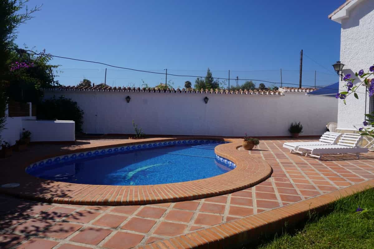 rumah dalam Vélez-Málaga, Andalucía 10858415