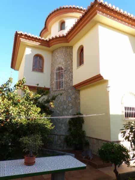 Будинок в Torre del Mar, Andalusia 10858990