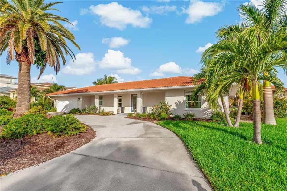 House in Sarasota, Florida 10859164