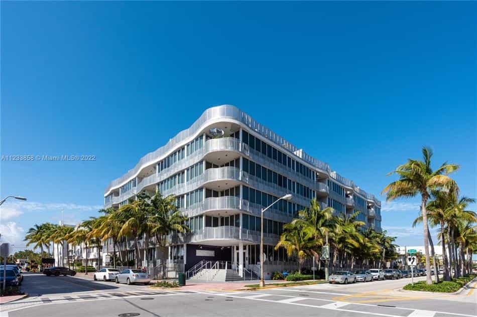 Condominium dans Miami Beach, Florida 10859189