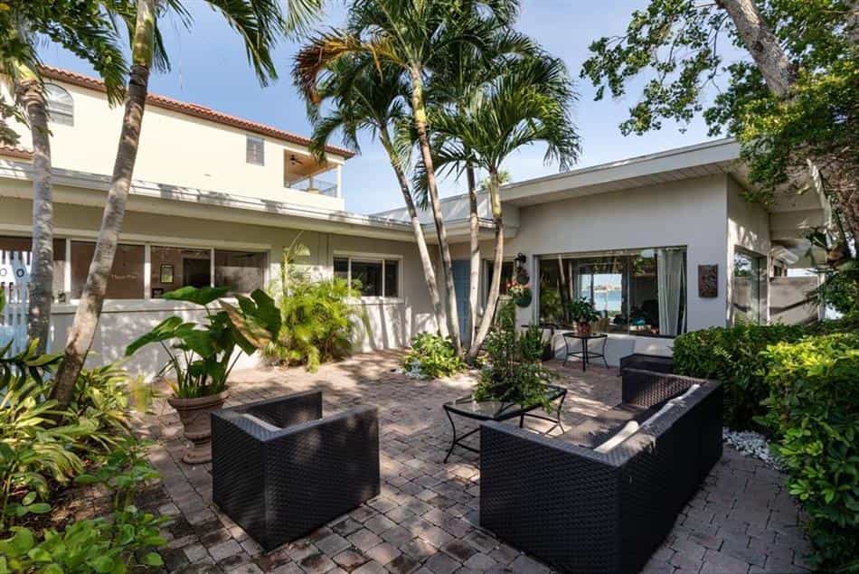 房子 在 圣彼得海滩, 佛罗里达 10859245