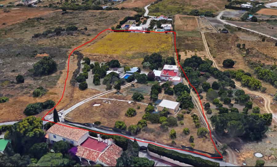 Land in Estepona, Andalusia 10859637