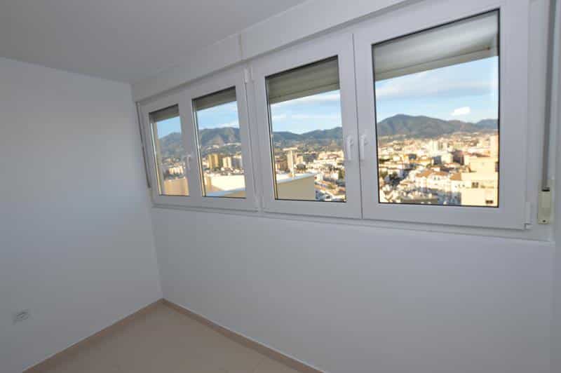 公寓 在 Fuengirola, Andalucía 10859750