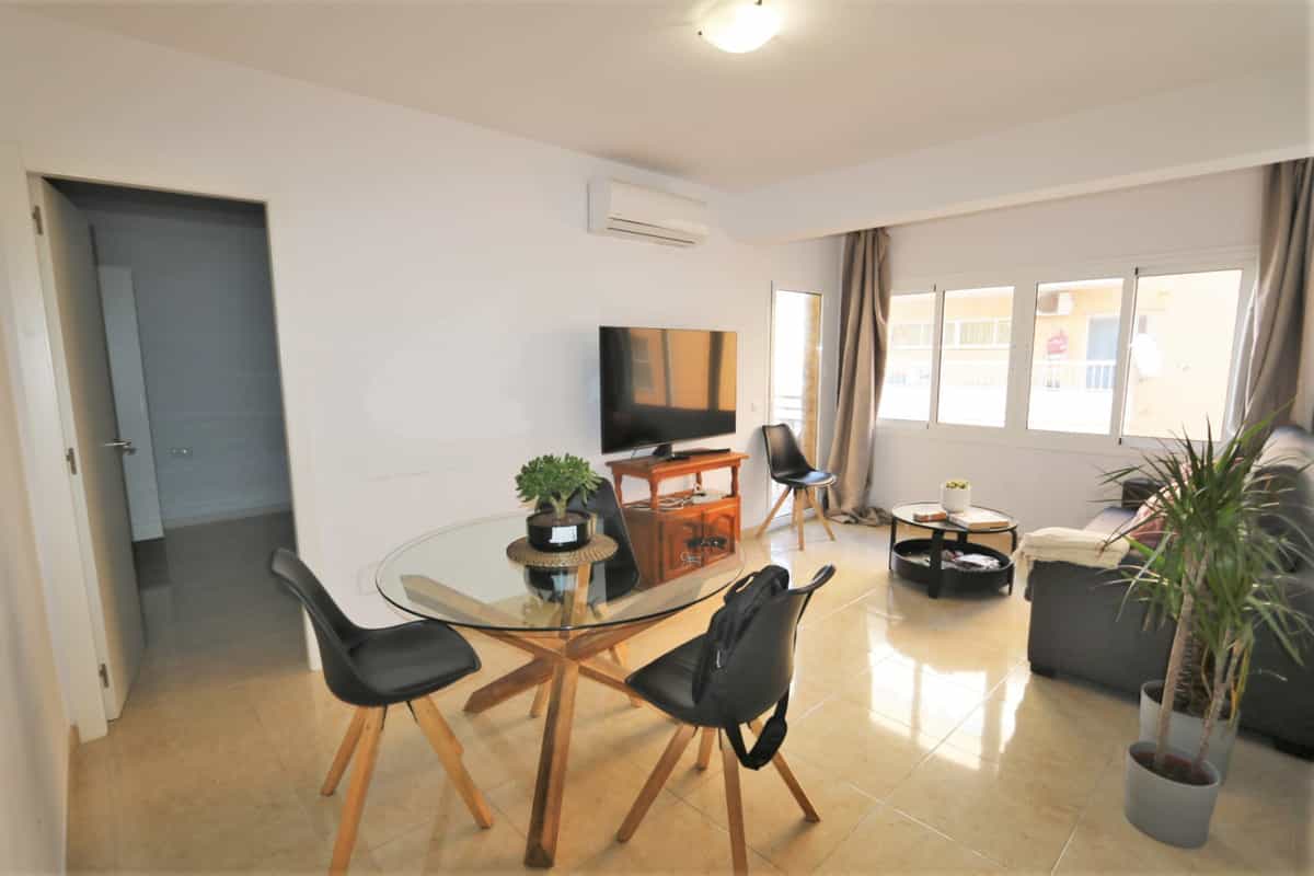 公寓 在 Fuengirola, Andalucía 10859868